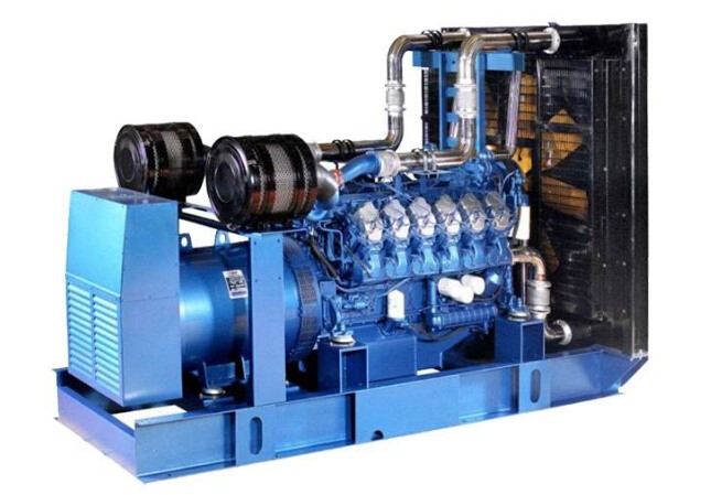 石柱康明斯30kw小型柴油二手发电机组